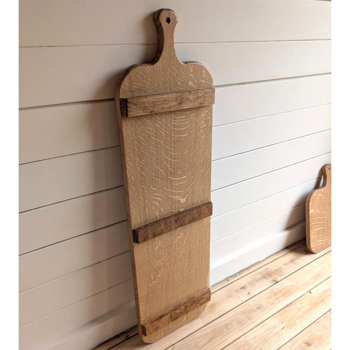 Tiger Oak Long Serving Board – Handcrafted Solid Oak Serving & Charcuterie Board